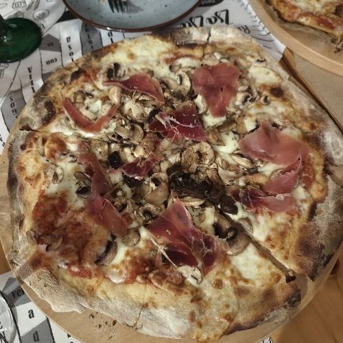 Pizza Zsa Zsa
